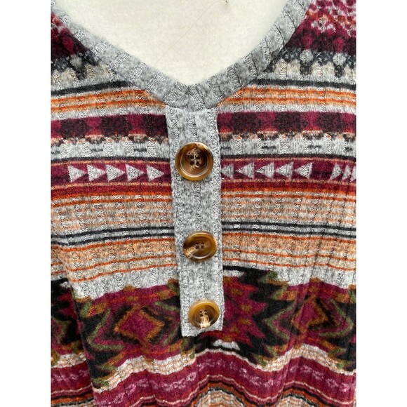 Absolutely Famous drop shoulder tie hem southwestern print Size 1X - Picture 8 of 9